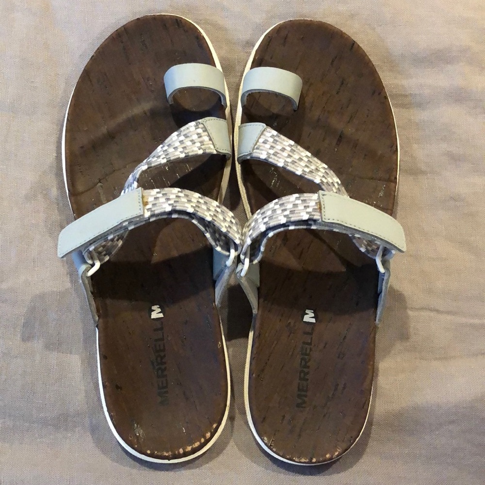 Merrell size 8 sandal